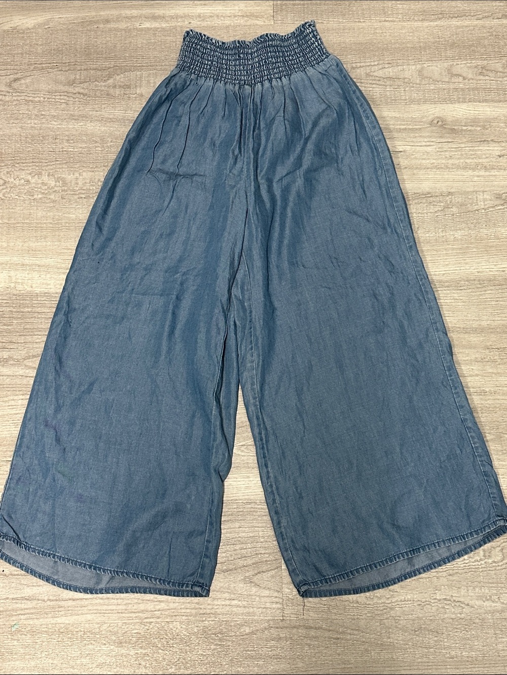 MICHAEL KORS Smocked Waist Wide Leg Chambray Pants - Picture 1 of 4